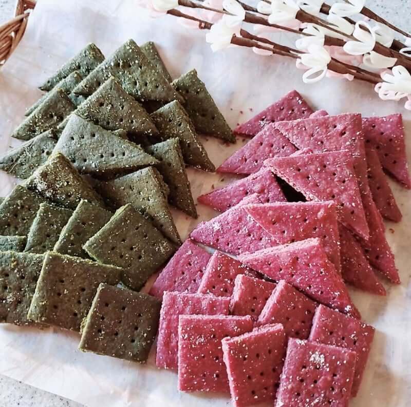 生徒さんのつくレポ「ほうれん草パウダーと紫色芋パウダー」