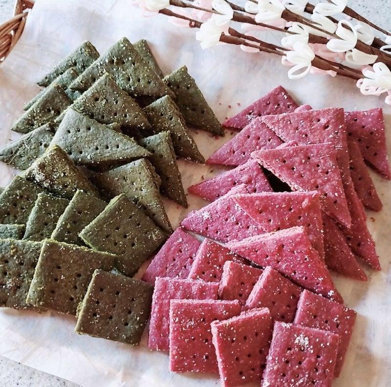 生徒さんのつくれぽ（ほうれん草パウダーと紫芋パウダー）の写真。