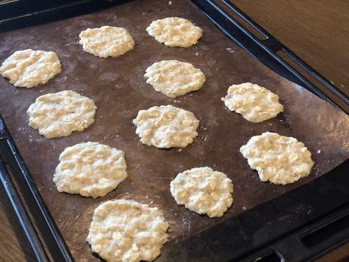 押しつぶして形を整えた写真